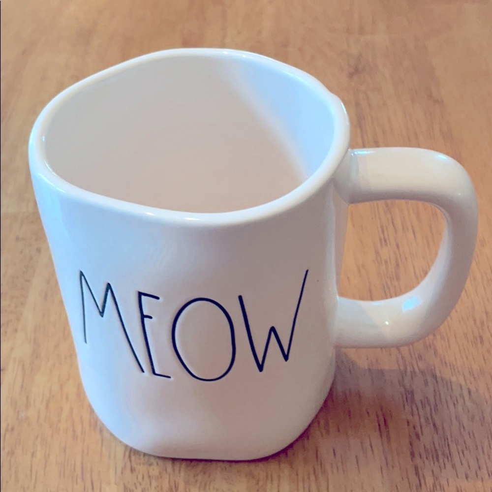 Rae Dunn mug